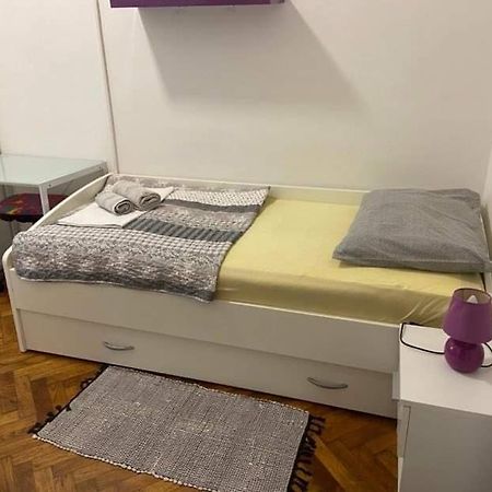 Alex Appartement Rijeka Buitenkant foto