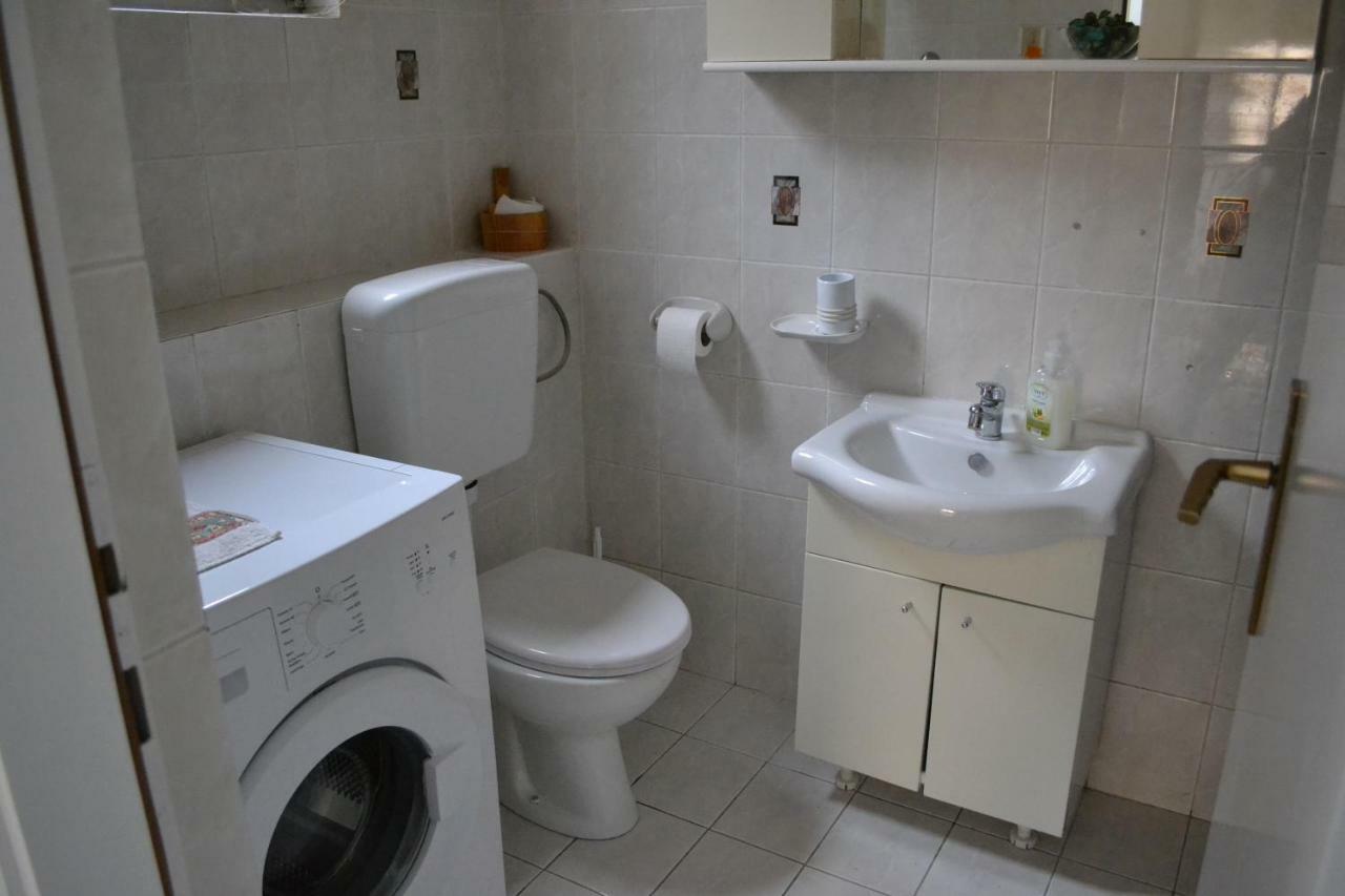 Alex Appartement Rijeka Buitenkant foto