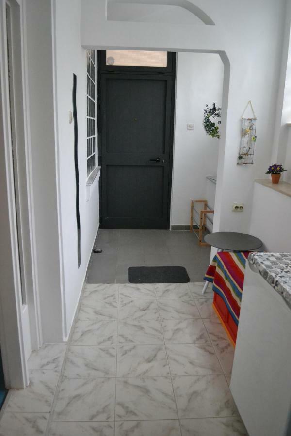 Alex Appartement Rijeka Buitenkant foto